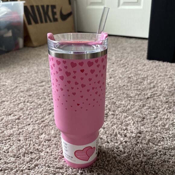 Stanley Target Exclusive Valentine’s Day 2025 Sweet Hearts 40oz Tumbler IN HAND! - Picture 3 of 7